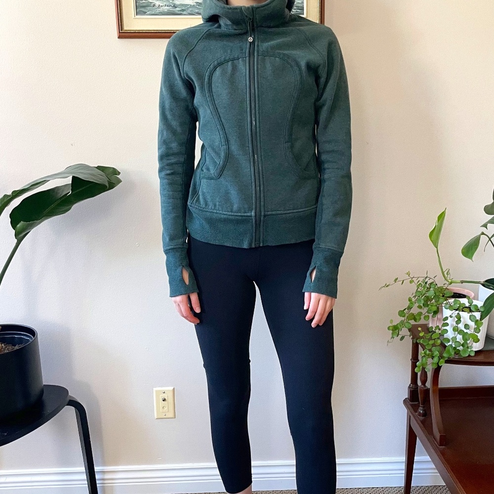 *like new* lululemon Forest Green Full Length Scuba Sweater